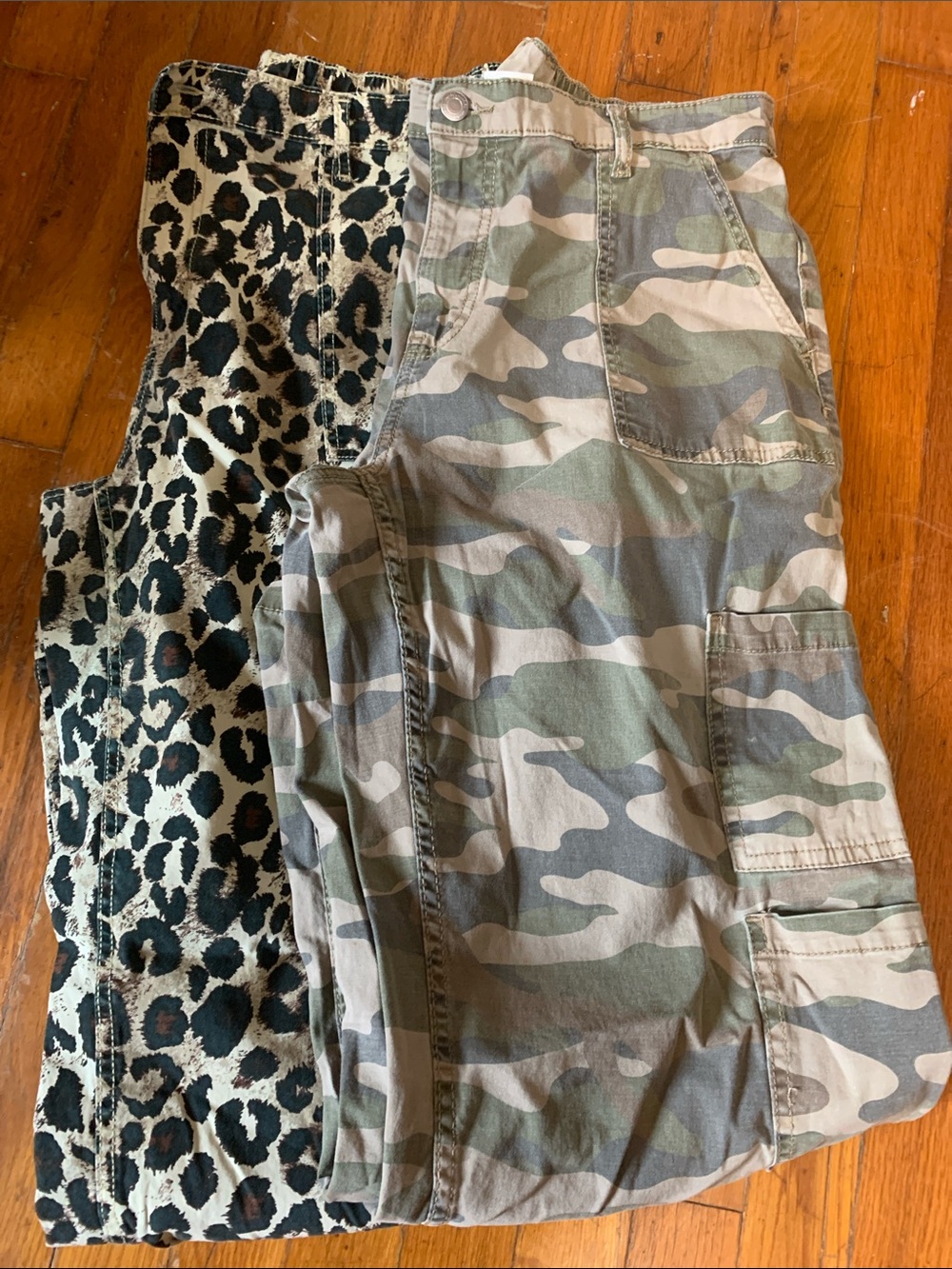 No Boundaries Camo & Animal leopard Cargo Pants! Viral sz large 12 14